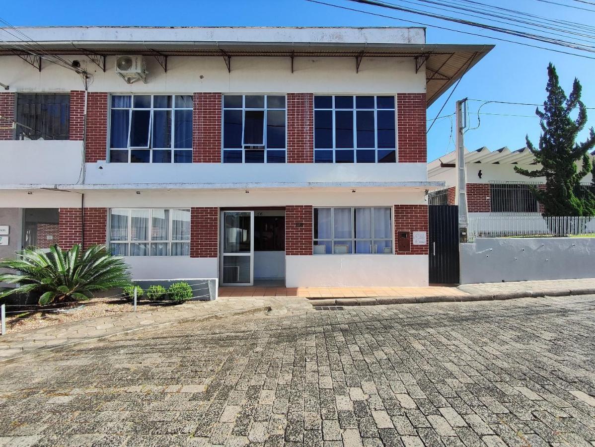 Villa Bilac 01 - Studio Proximo A Vila Germanica Blumenau Ngoại thất bức ảnh